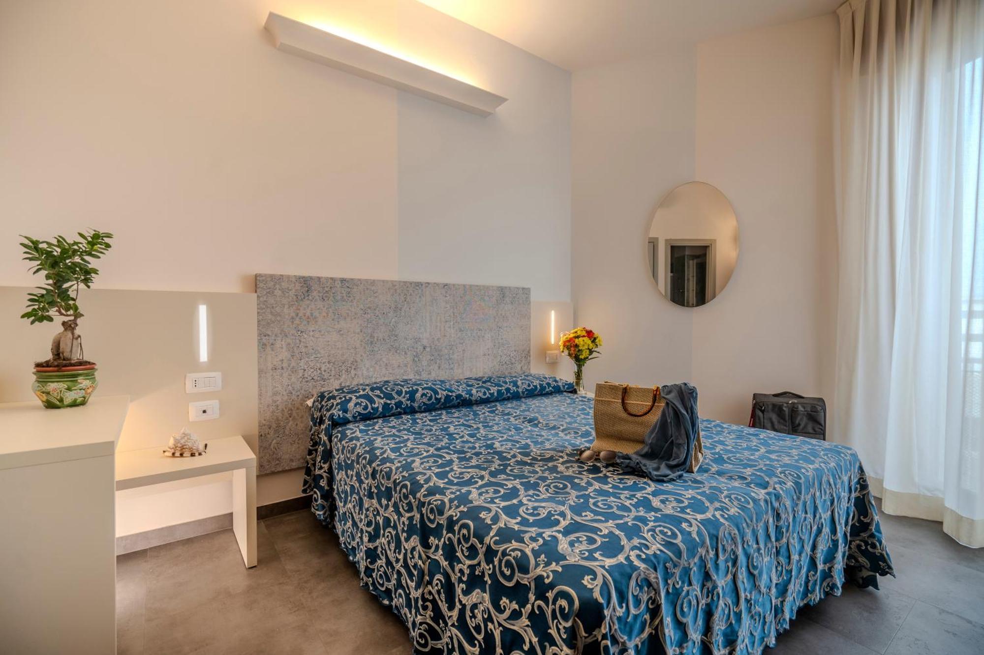 Hotel 2000 Rimini Luaran gambar