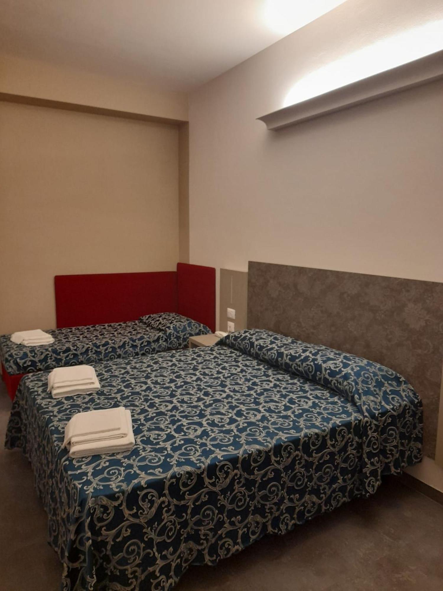 Hotel 2000 Rimini Luaran gambar