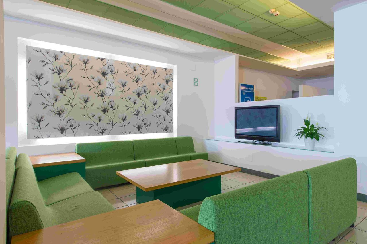 Hotel 2000 Rimini Luaran gambar