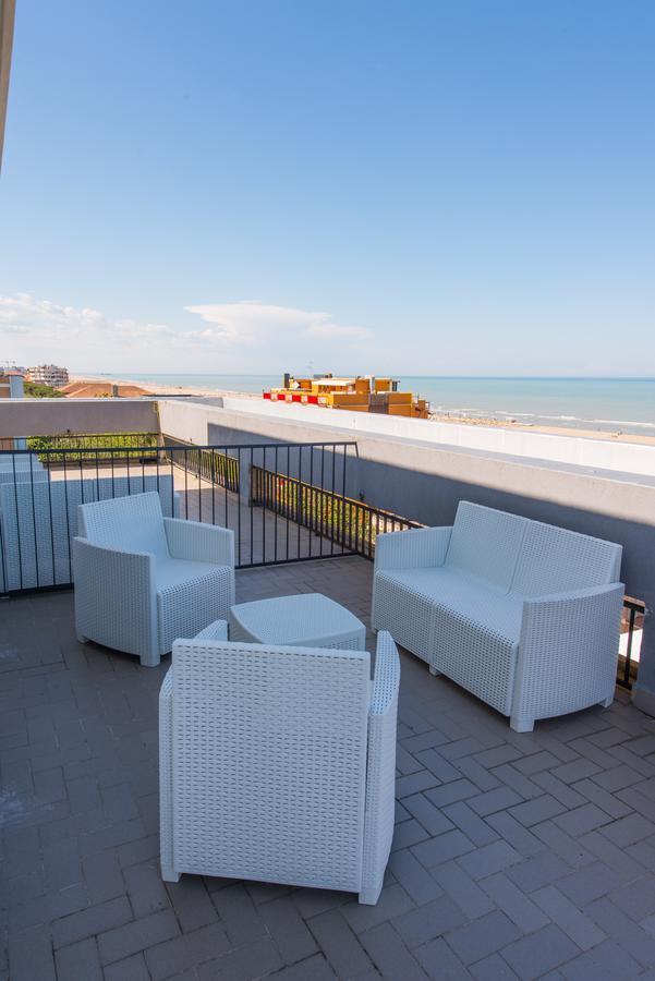 Hotel 2000 Rimini Luaran gambar